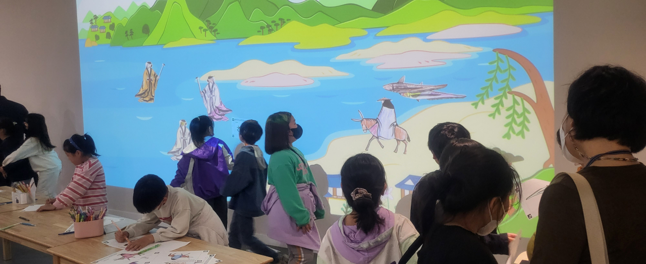 서울 강서구는 ‘강서문화투어’ 프로그램에 참여할 초등학교를 모집하고 있다고 3일 밝혔다. 사진은 강서문화투어 장면. [강서구 제공]