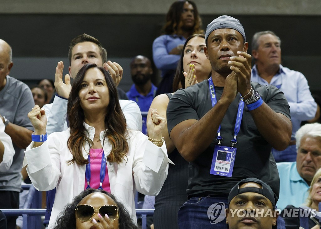 2022년 9월 US오픈 테니스 대회장을 찾은 우즈(오른쪽)와 허먼. [UPI=연합]