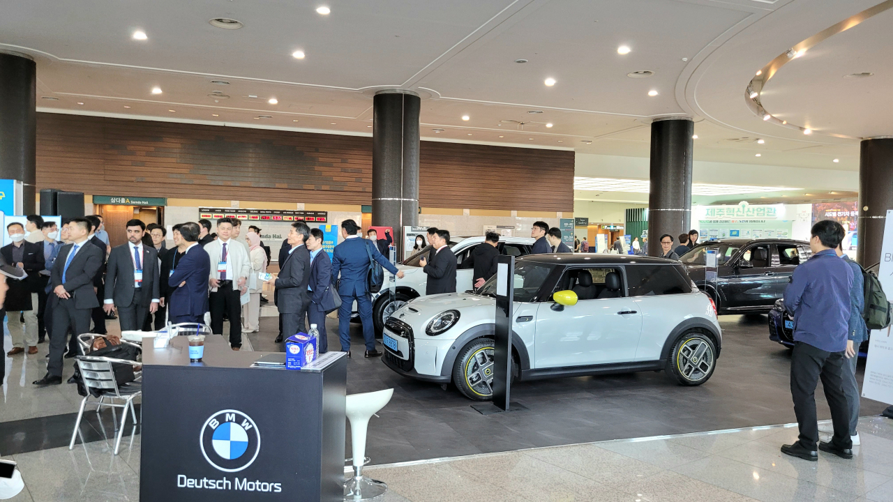 제10회 국제전기자동차 엑스포 내 BMW 부스. [국제전기자동차엑스포 제공]