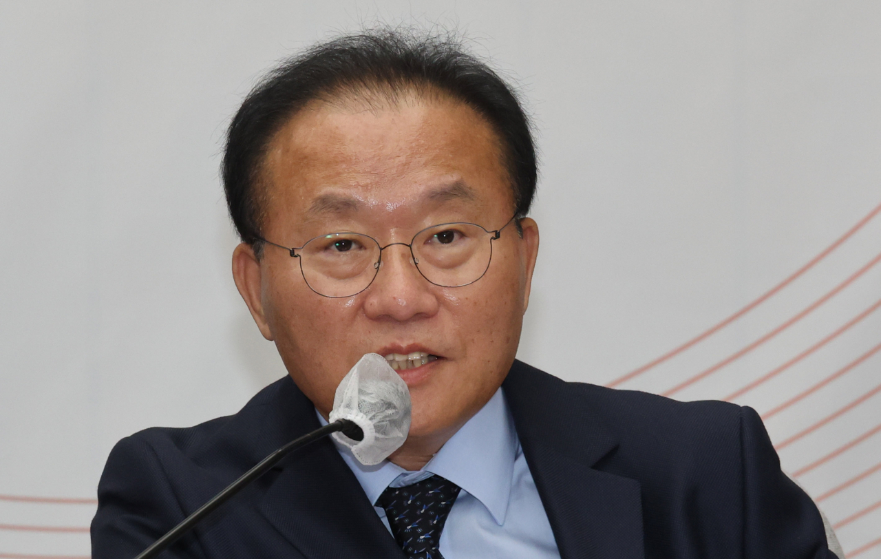 윤재옥 국민의힘 원내대표가 12일 오전 서울 여의도 국회에서 열린 원내대책회의에서 발언하고 있다. [연합]