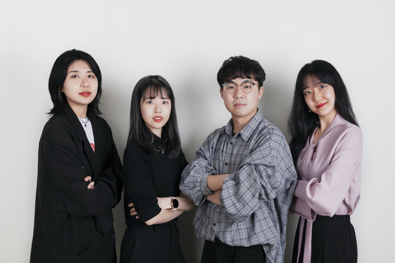 윤정현 블루시그넘 대표와 임원들[블루시그넘 제공]