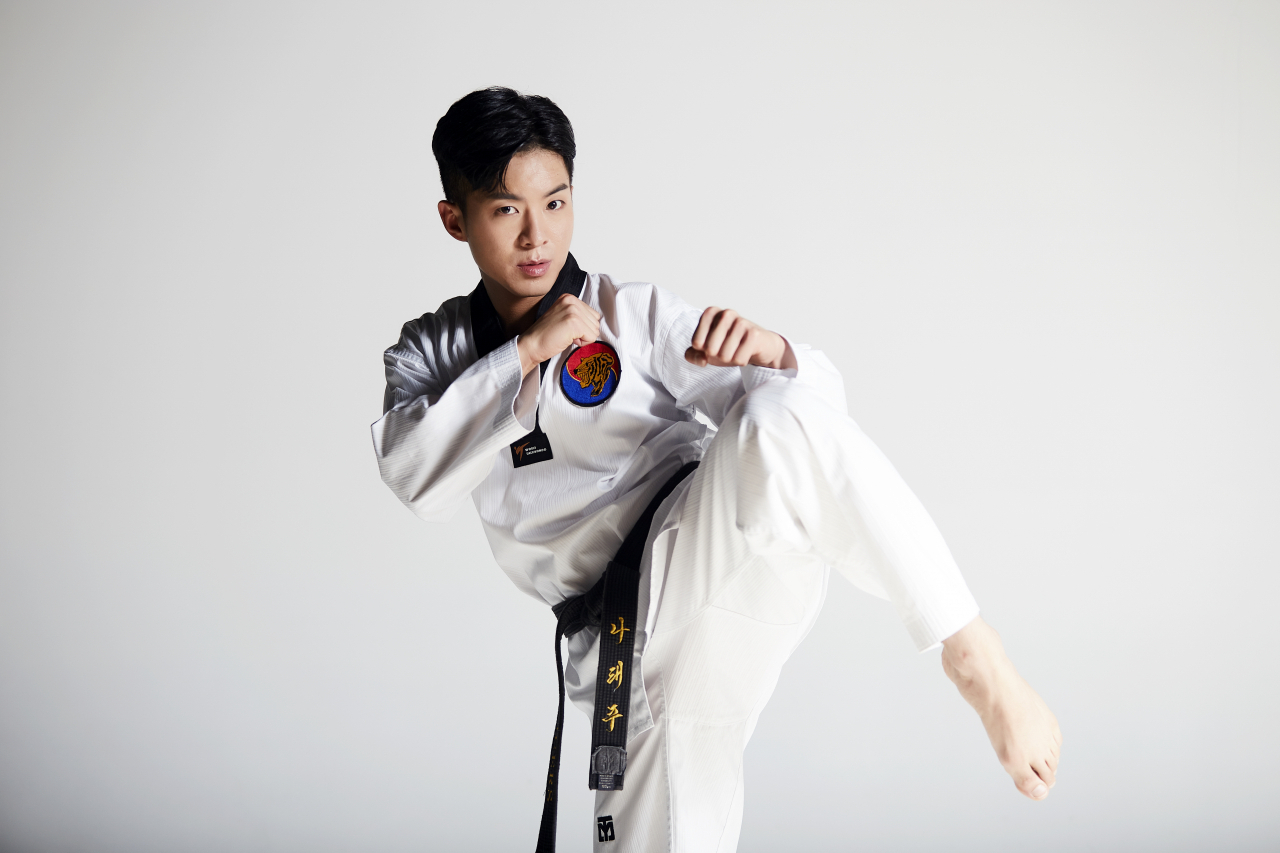 태권도 선수 출신 트로트 가수 나태주가 공공부문이 마련한 대국민 잔치 ‘우리 놀이 한마당’에 특별출연한다.