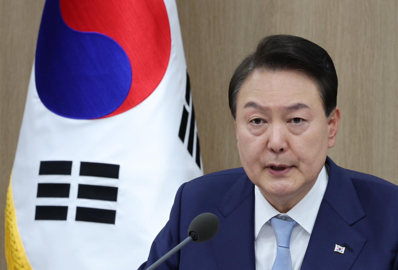윤석열 대통령이 16일 서울 용산 대통령실 청사에서 열린 국무회의에서 모두발언하고 있다. [연합]