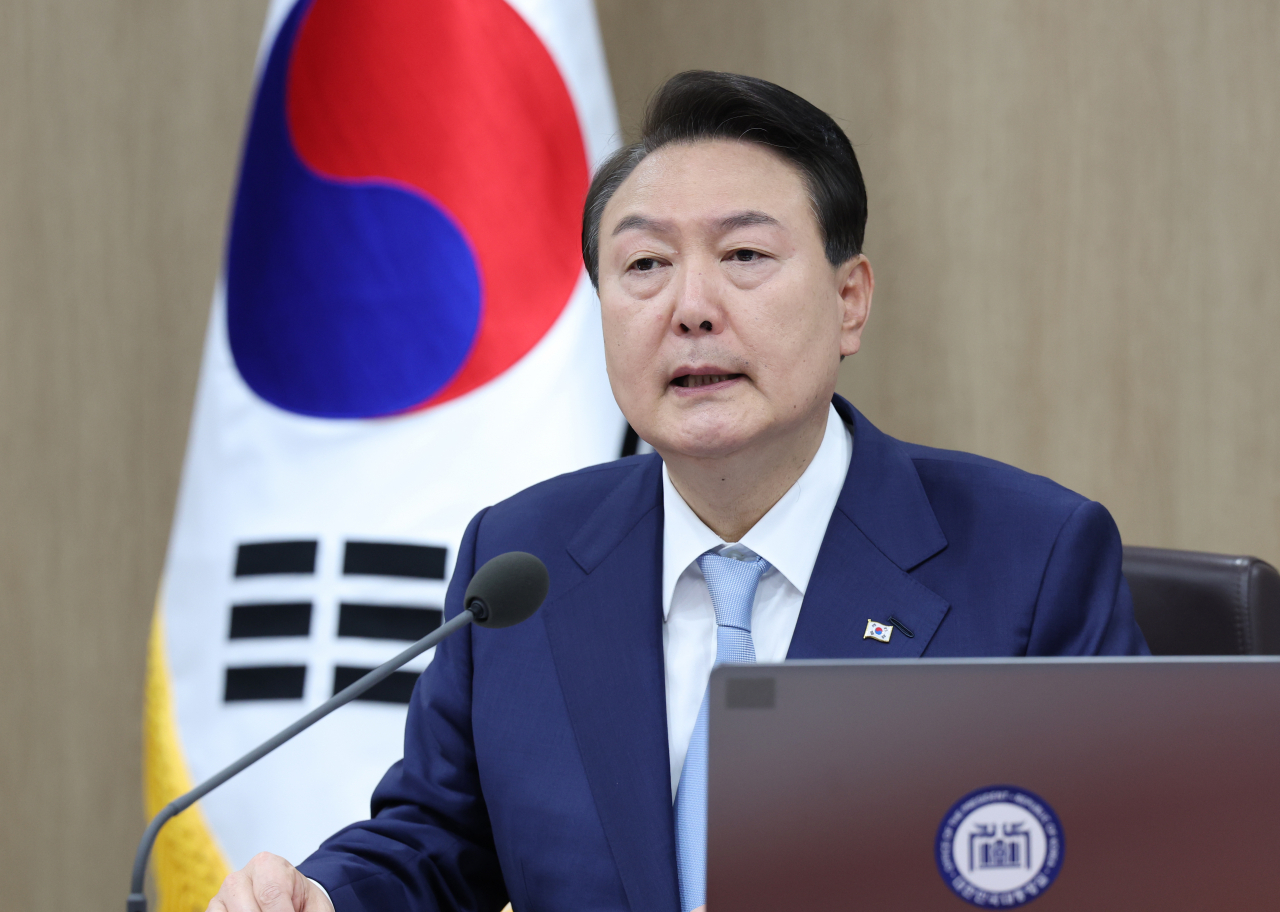 윤석열 대통령이 16일 서울 용산 대통령실 청사에서 열린 국무회의에서 발언하고 있다. [연합]