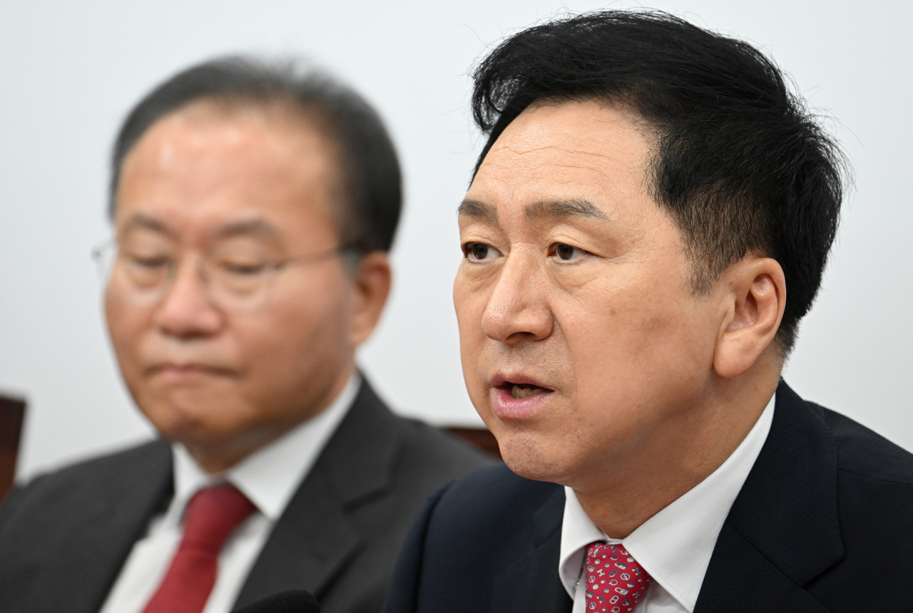 김기현 국민의힘 당대표가 22일 서울 영등포구 여의도 국회의사당 본청에서 열린 국민의힘 최고위원회의에 참석해 발언하고 있다. 임세준 기자