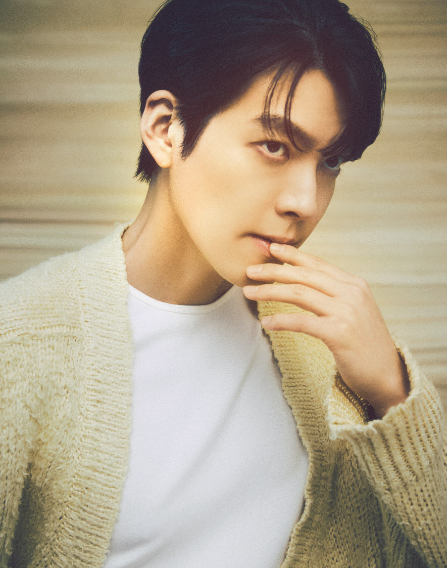 김우빈은 “ ‘택배기사’ 출연으로 환경을 좀 더 중요하게 생각하게 됐다”고 밝혔다.