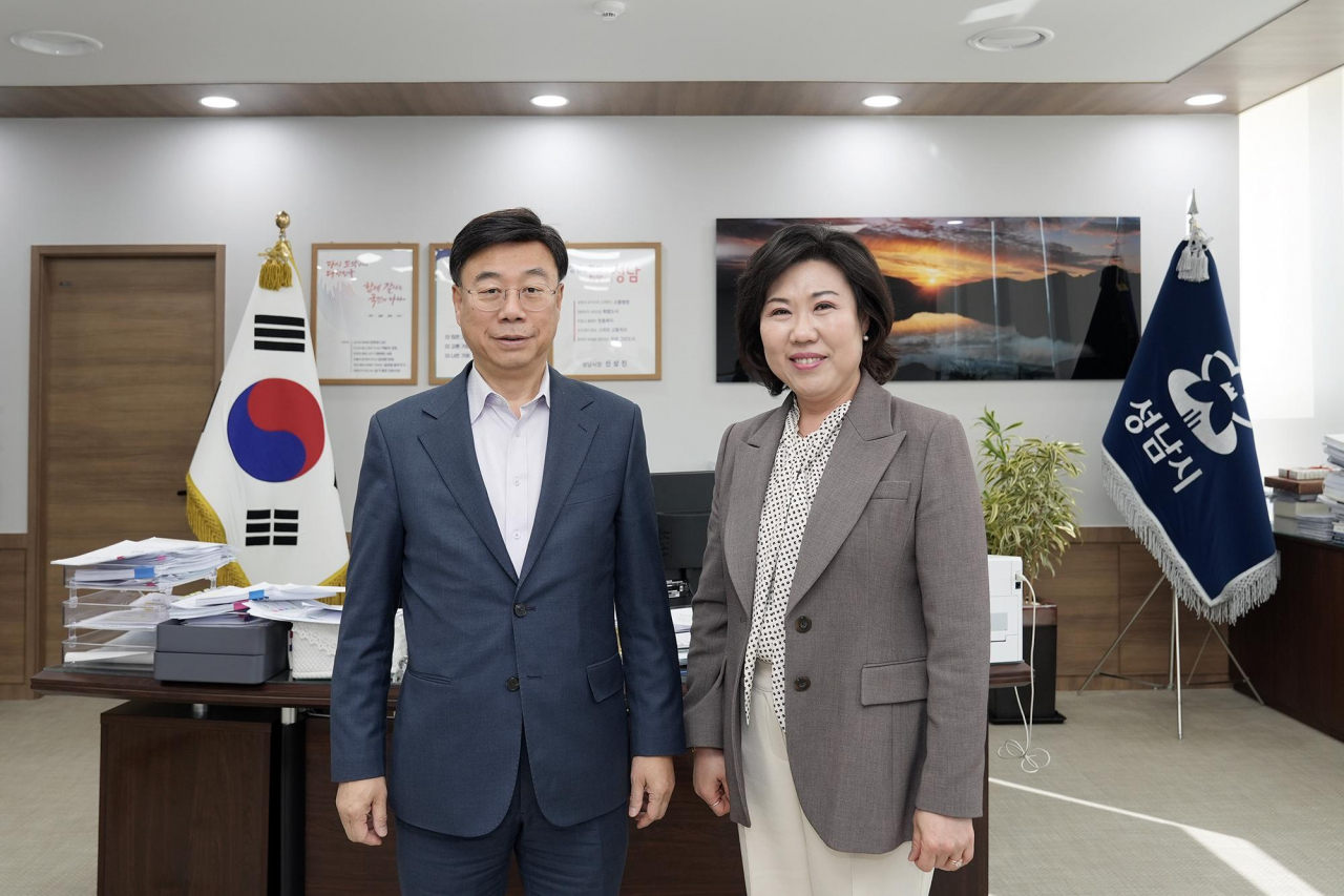 (좌)신상진 성남시장 (우)오찬숙 성남교육장