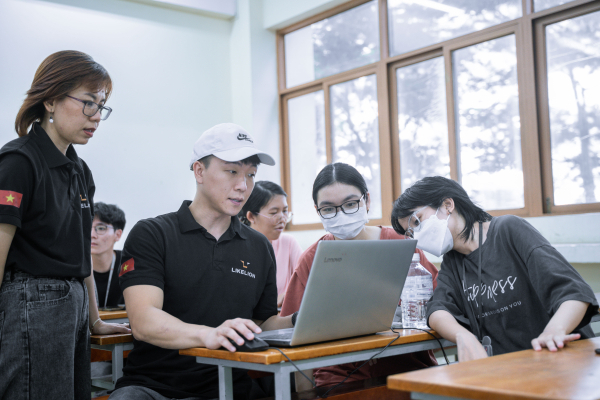 [사진 멋쟁이사자처럼]