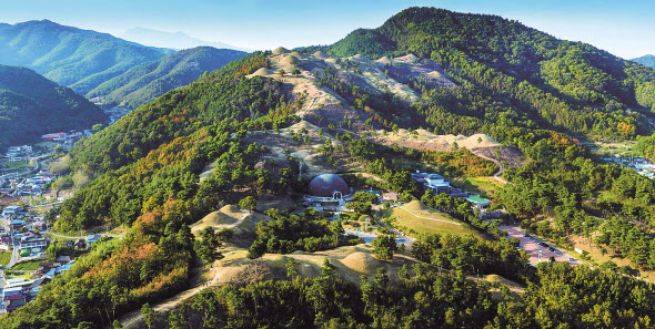 고령 지산동 고분군 모습. [고령군 제공]