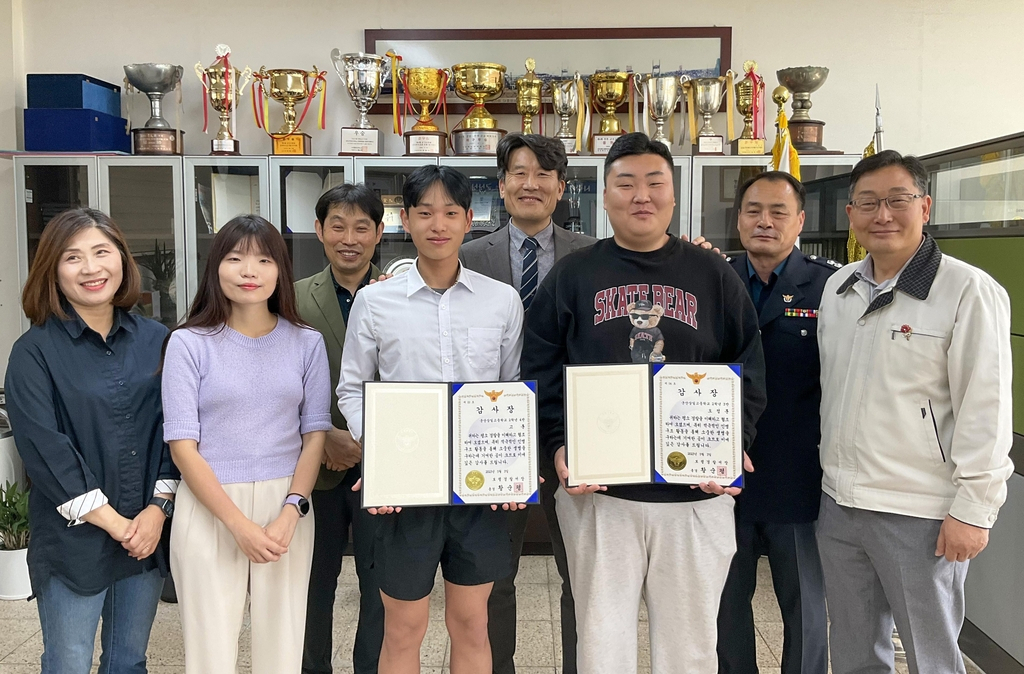 50대 자살 기도자 구한 고교생들[전북도교육청 제공]