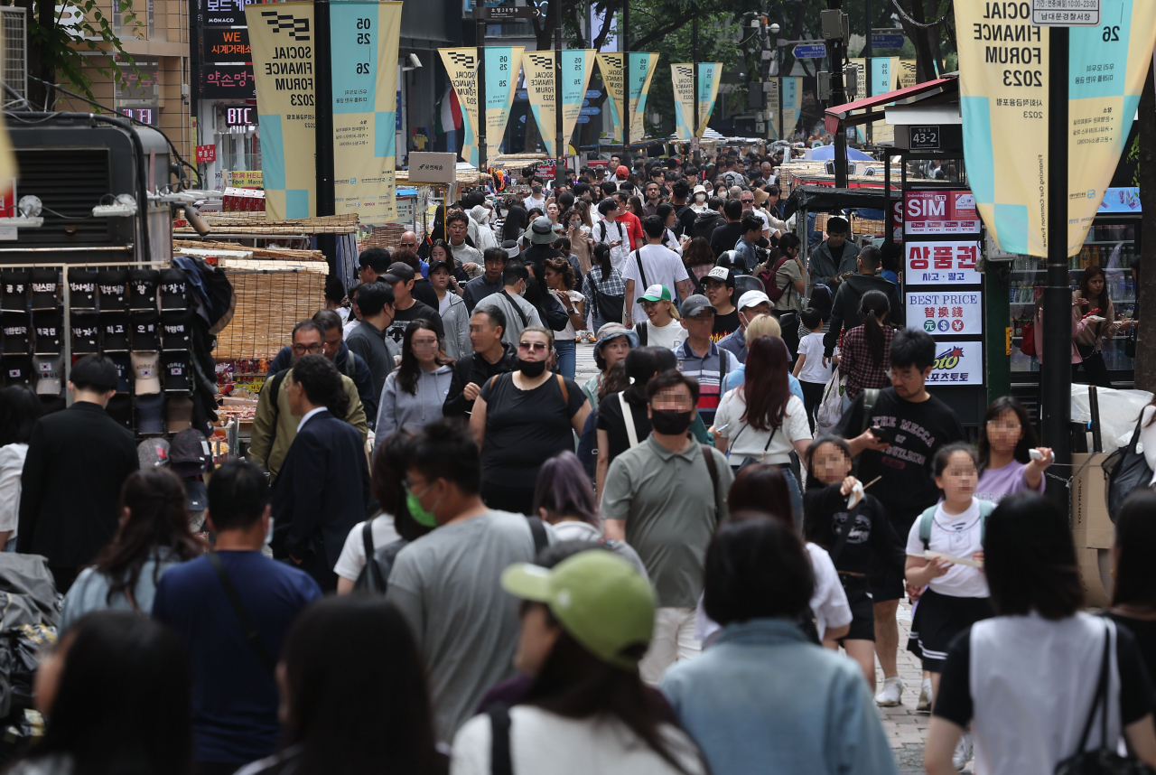 Myeong-dong in Seoul. (Yonhap)