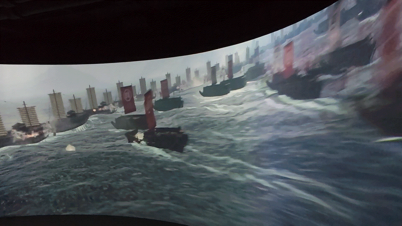 Scenes from "K-Culture Attraction" at "The Story of Admiral Yi Sun-shin" exhibition (Hwang Dong-hee/The Korea Herald)