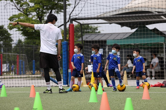 전라남도 고흥군 '차범근 축구교실' 수업 장면.