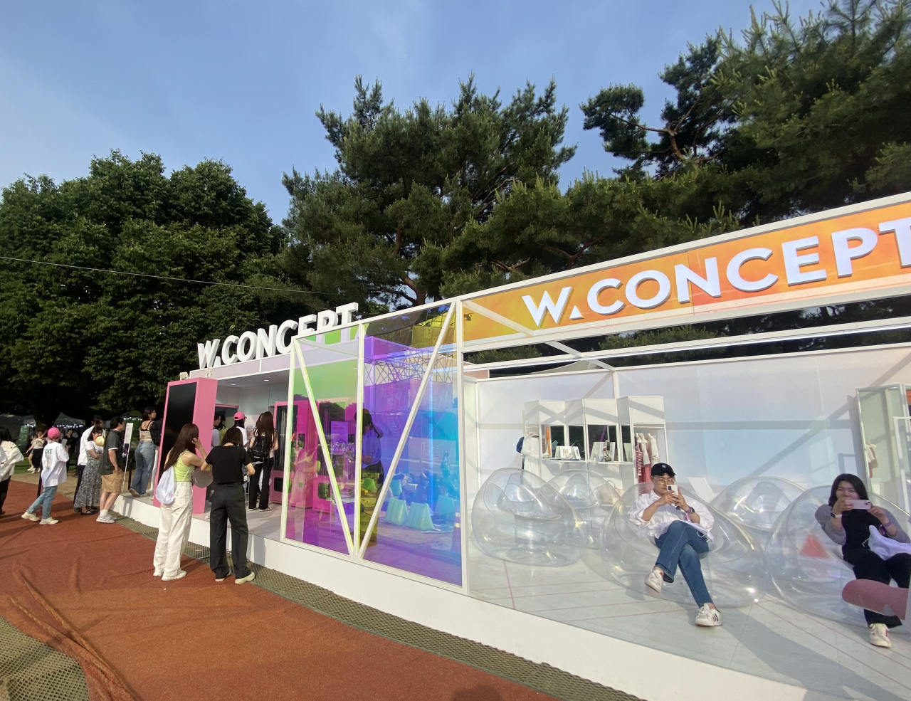 26일 제15회 ‘서울재즈페스티벌(이하 서재페) 2023’에서 패션 플랫폼 W컨셉이 부스를 운영하고 있다. 신주희 기자