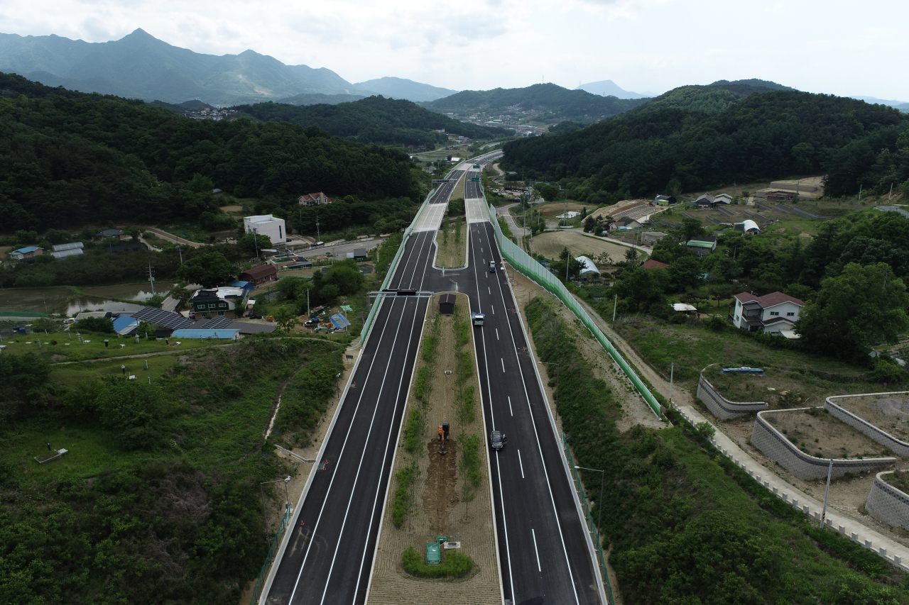 수도권제2순환고속도로 조안IC～양평IC 구간 전경. [한국도로공사 제공]