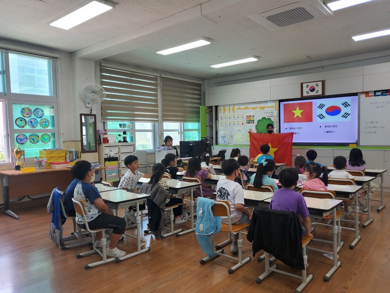 결혼이주민 여성 증가에 따라 순천시 주도 다문화가정 어린이들을 위한 교육이 시행되고 있다.