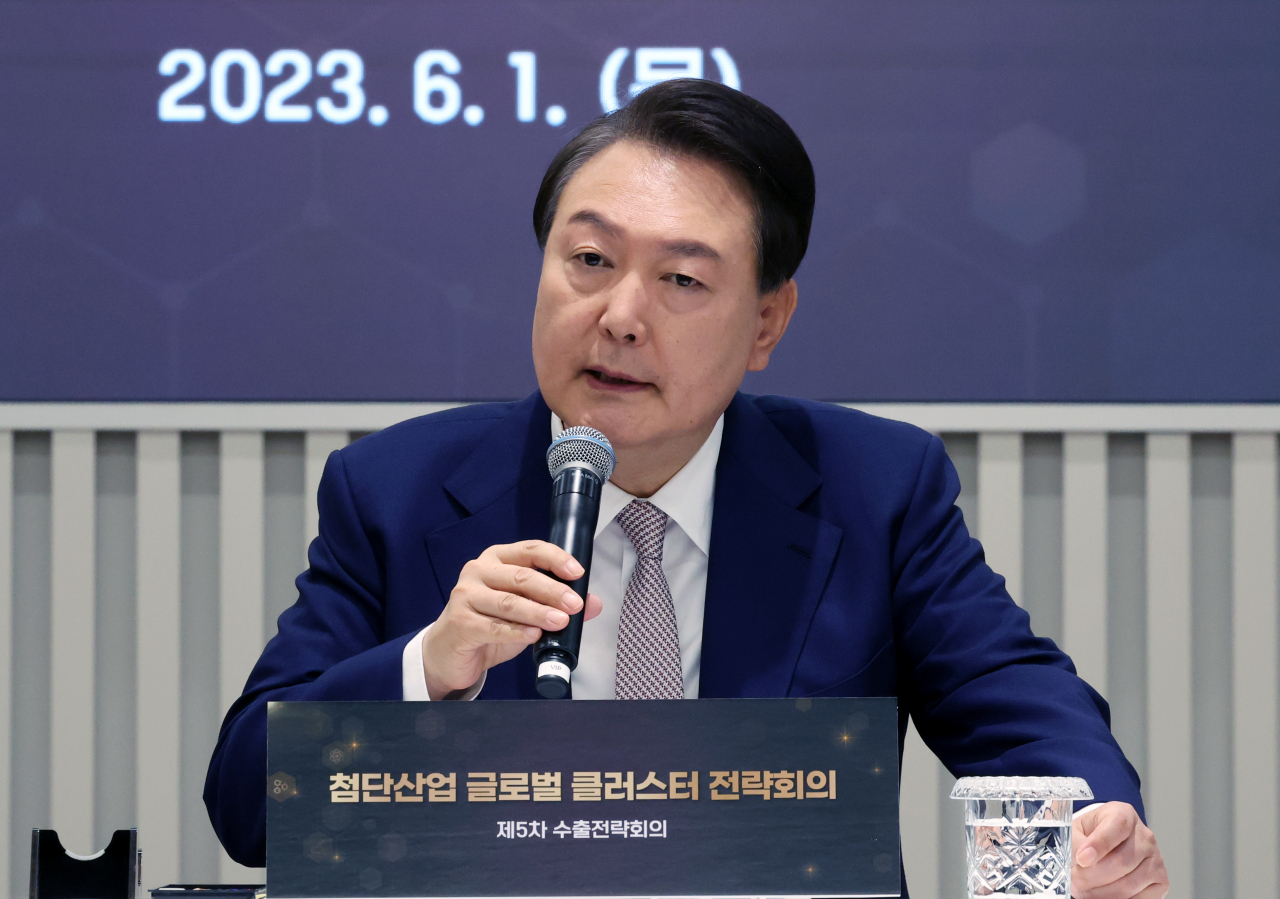 윤석열 대통령이 1일 서울 강서구 서울창업허브 엠플러스에서 열린 제5차 수출전략회의에서 발언하고 있다. [연합]