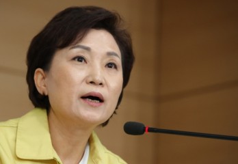"벌써 이러면 안되는데"…김현미 애청한 '집값 폭락론 유튜버'의 태세 전환[김성훈의 디토비토]