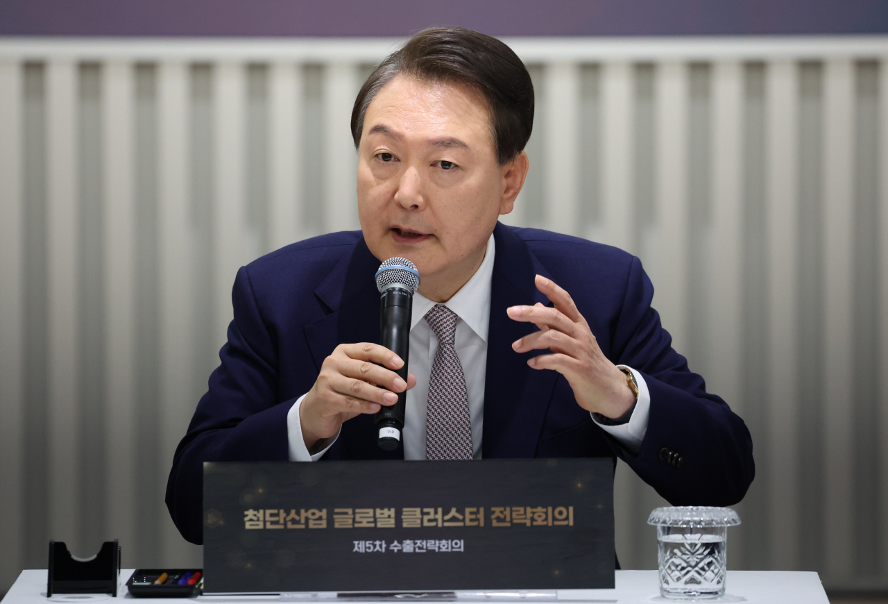 윤석열 대통령이 지난 1일 서울 강서구 서울창업허브 엠플러스에서 열린 제5차 수출전략회의에서 발언하고 있다. [연합]