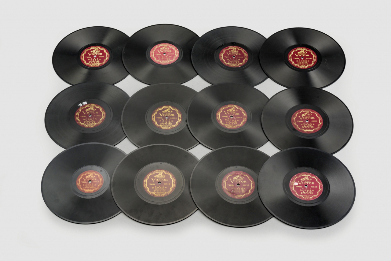A 1928 Joseon royal court music album, "Joseon Aak," produced by Victor Records using microphones for the first time in Korea (NGC)
