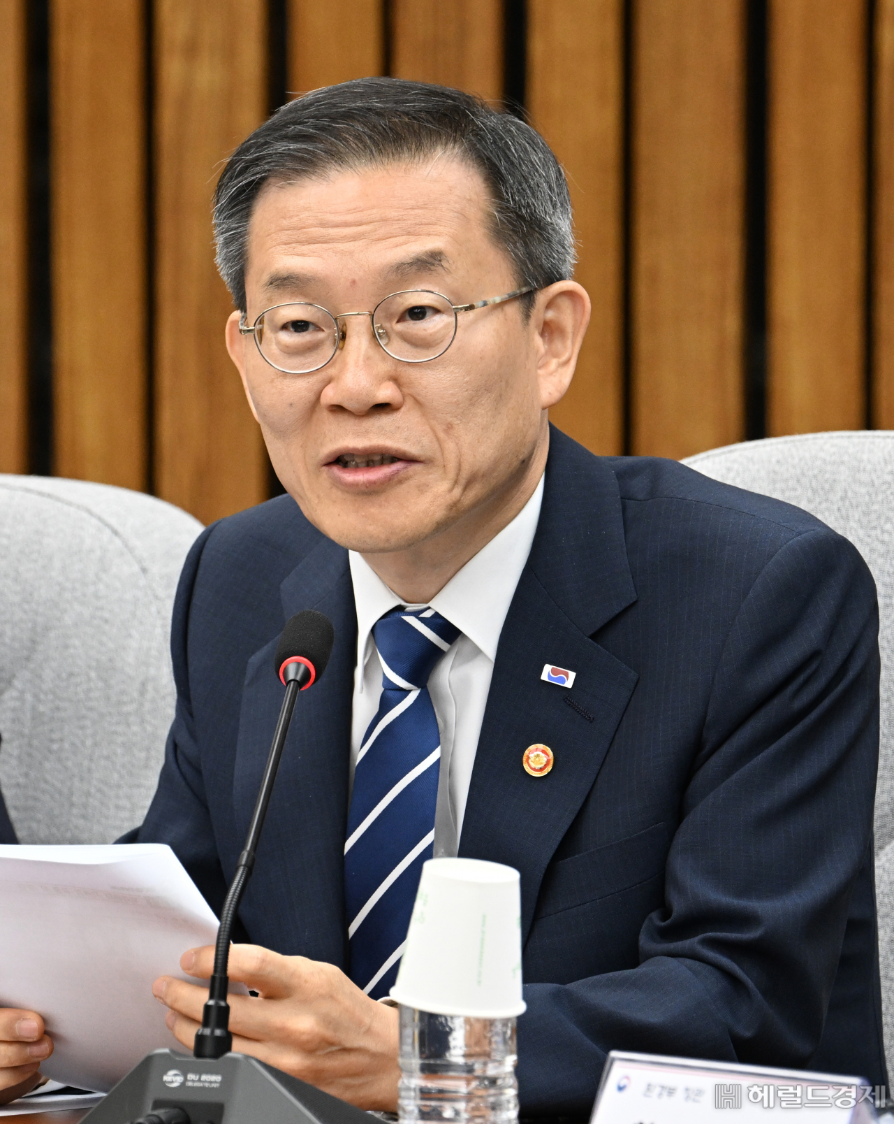 이종호 과학기술정보통신부 장관이 7일 서울 영등포구 여의도 국회의사당 본청에서 열린 국민의힘 우리바다 지키기 검증 TF 확대회의에 참석해 발언하고 있다. 임세준 기자
