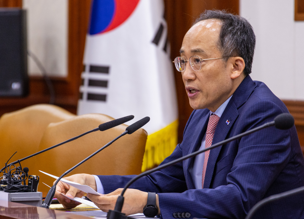 Finance Minister Choo Kyung-ho speaks during a meeting in Seoul on June 7. (Ministry of Economy and Finance)
