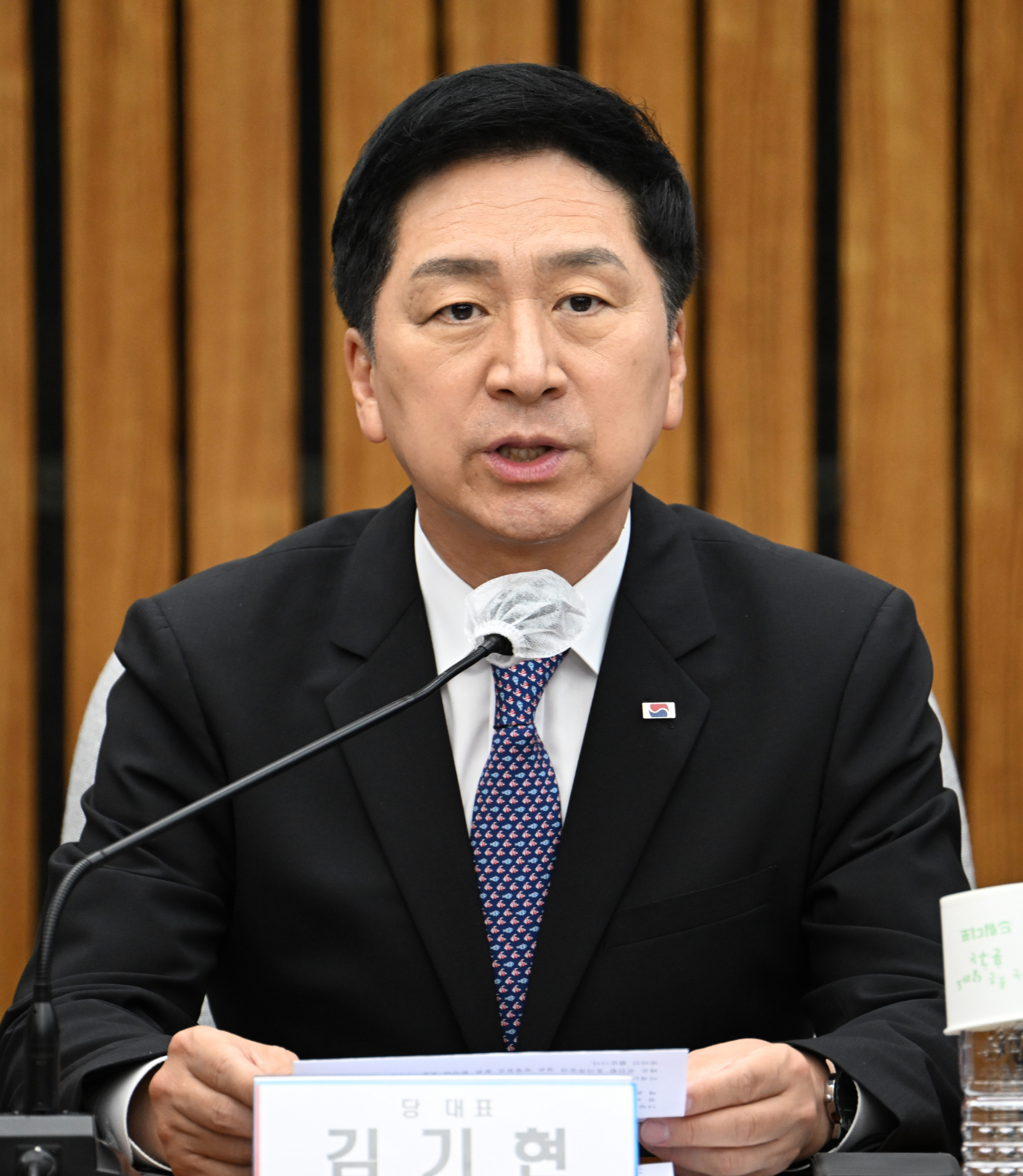 김기현 국민의힘 당대표가 7일 서울 영등포구 여의도 국회의사당 본청에서 열린 국민의힘 확대당직자회의에 참석해 발언하고 있다. 임세준 기자