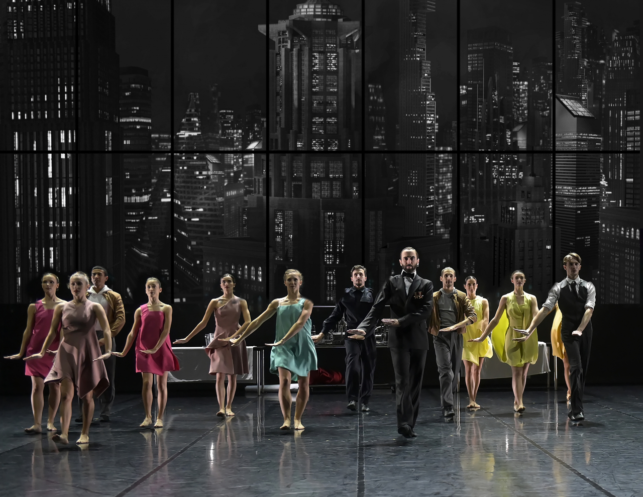 Angelin Preljocaj‘s “Swan Lake” (LG Arts Center)
