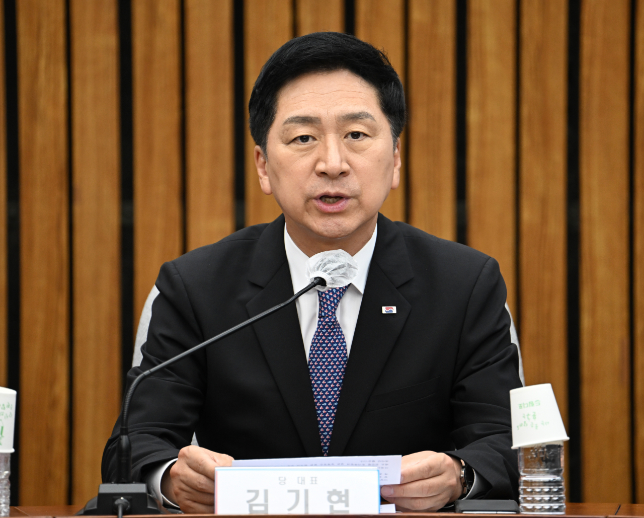 김기현 국민의힘 당대표가 7일 서울 영등포구 여의도 국회의사당 본청에서 열린 국민의힘 확대당직자회의에 참석해 발언하고 있다. 임세준 기자