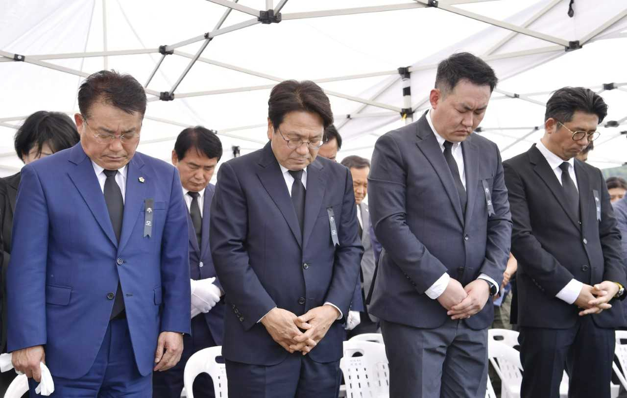 광주 동구 학동4구역 재개발 붕괴 참사 2주기를 맞아 희생자의 넋을 위로하고 안전의식을 고취하기 위한 추모식이 엄수됐다.