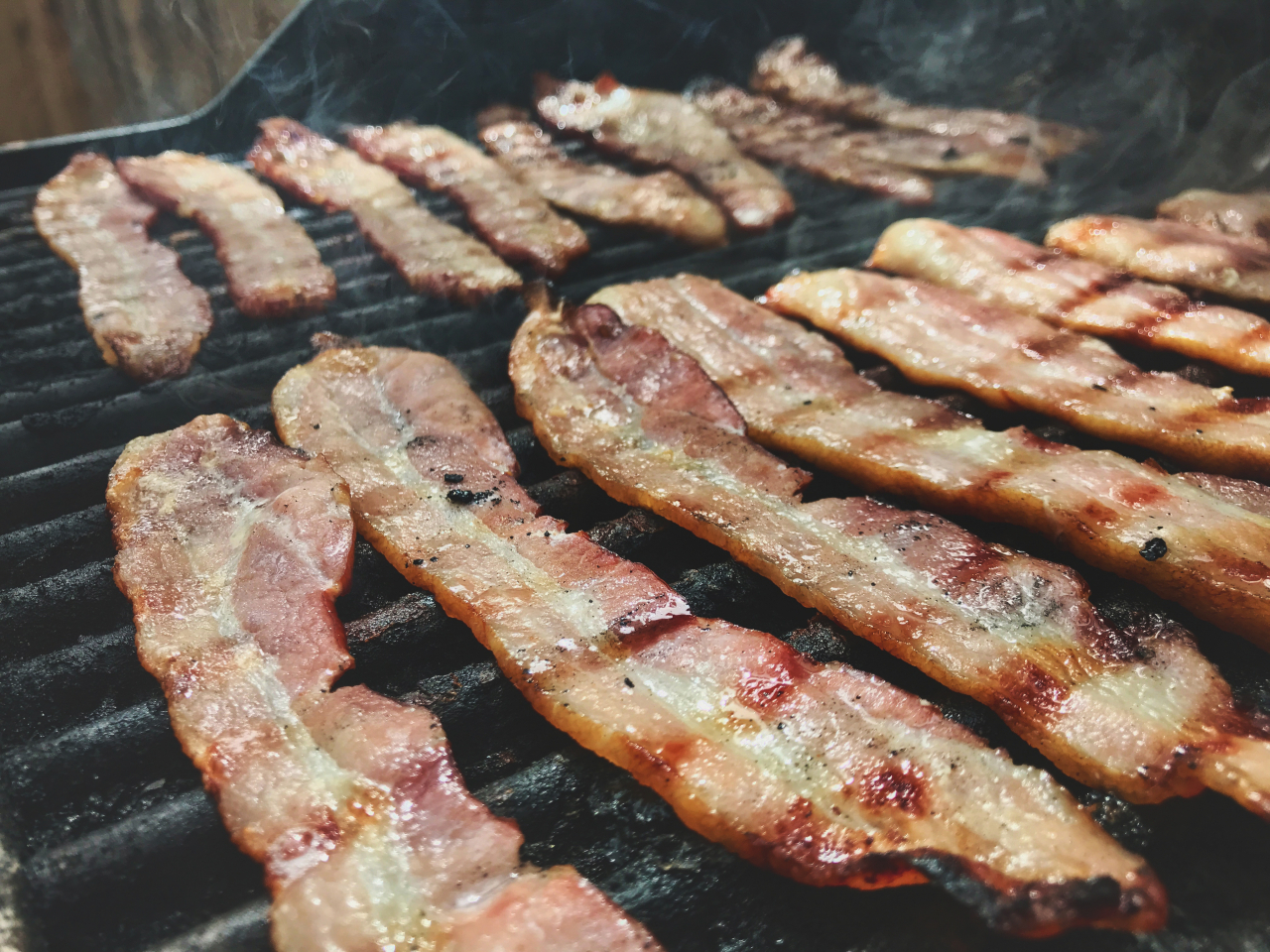 삼겹살 2만원 시대에 ‘고기판’ 불티…김치회사까지 온라인 정육점 여는 이유 [푸드360]