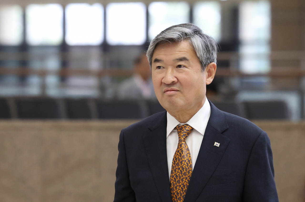 조태용 대통령실 국가안보실장이 14일 김포국제공항을 통해 출국하고 있다. 조 실장은 한미일 안보실장 회의 참석차 일본 도쿄로 출국했다. [연합]