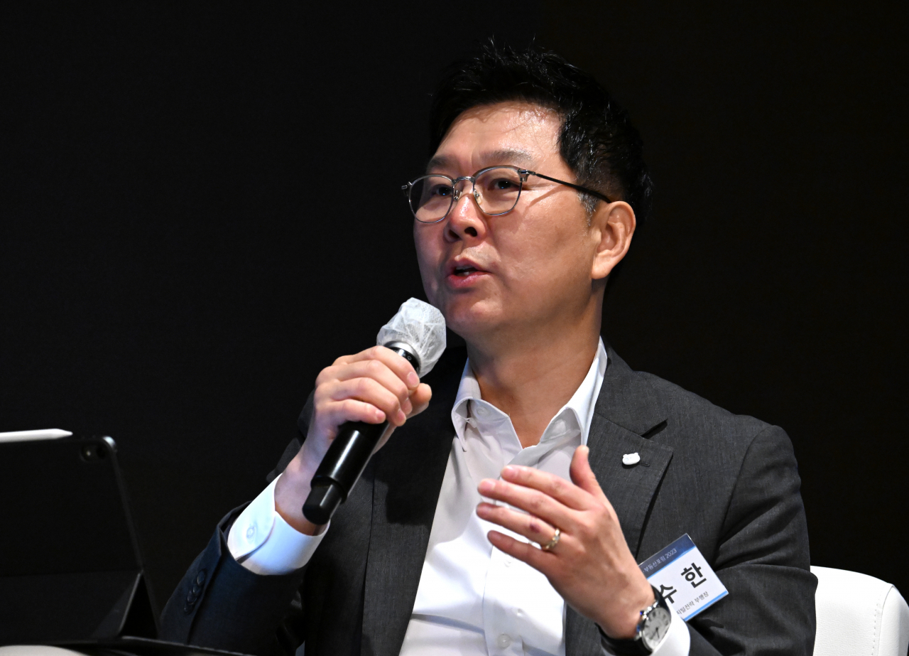 임수한 신한은행 디지털전략 부행장이 15일 서울 중구 더 플라자호텔 그랜드볼룸에서 열린 헤럴드 금융·부동산포럼 2023 토론세션에 참석해 발언하고 있다. 임세준 기자