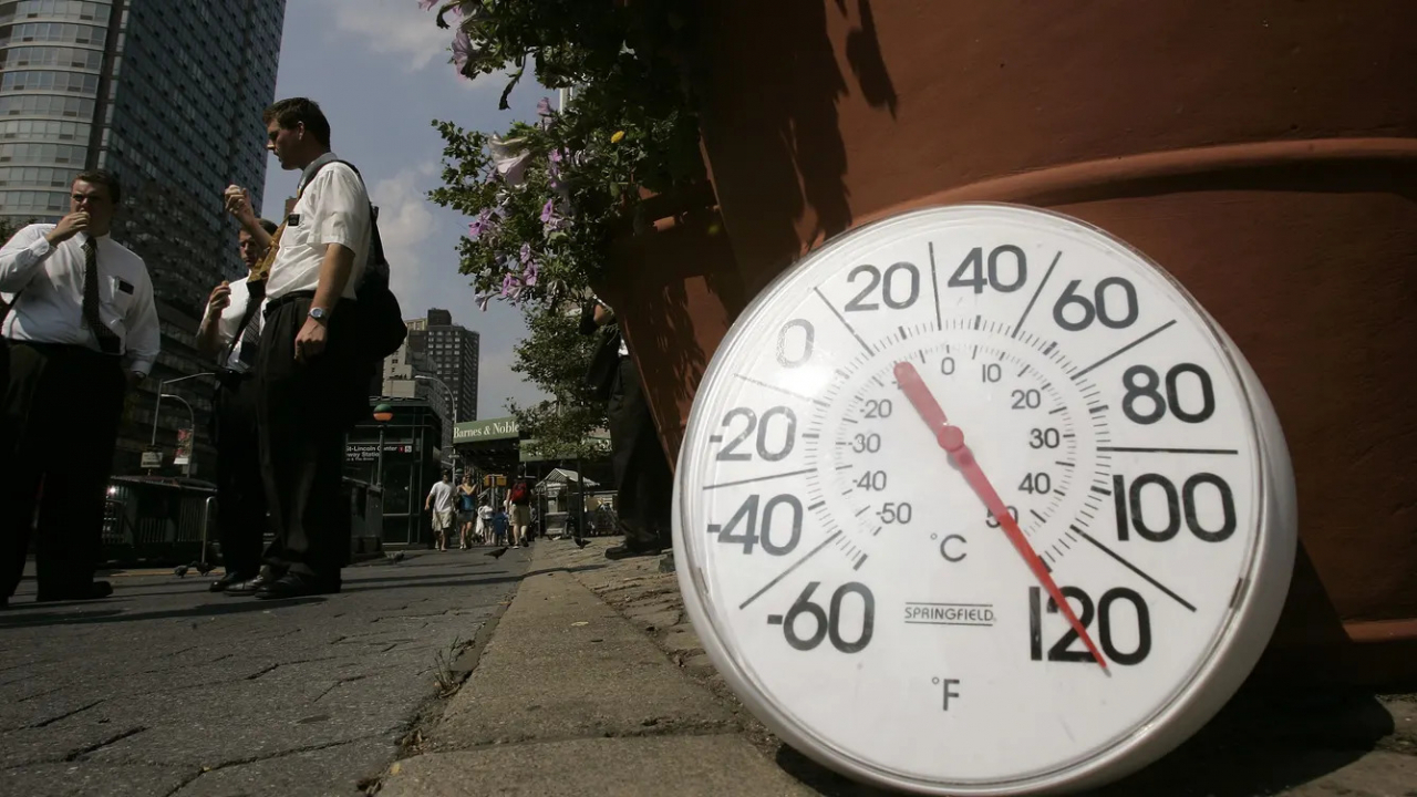 텍사스 당국은 댈러스, 휴스턴, 오스틴 등의 도시에서 체감온도가 46℃에 달할 수 있다고 경고했다.[게티이미지]