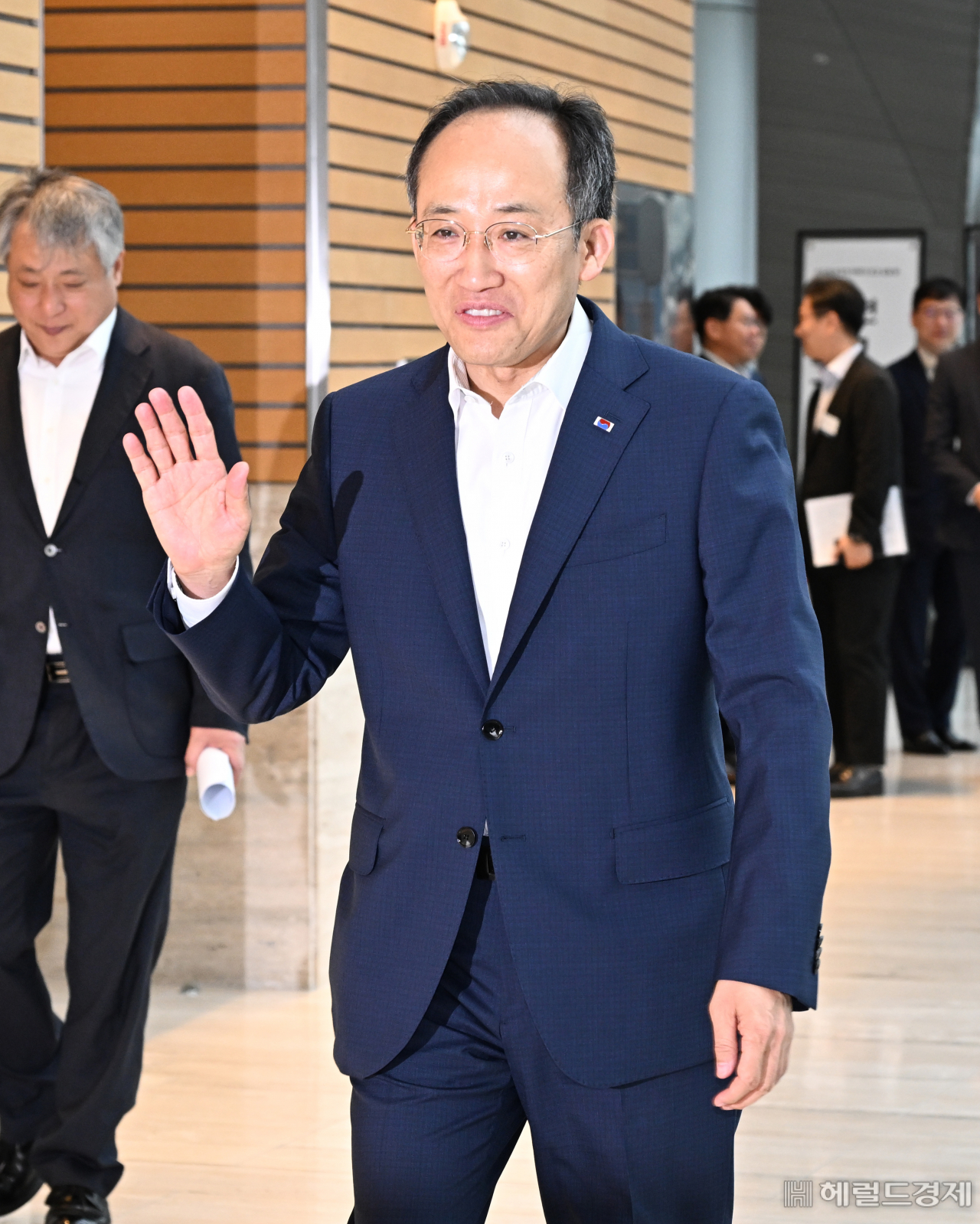 추경호 경제부총리 겸 기획재정부 장관이 20일 서울 영등포구 여의도 전국경제인연합회 회관에서 열린 기업인 간담회에 참석하고 있다. 임세준 기자