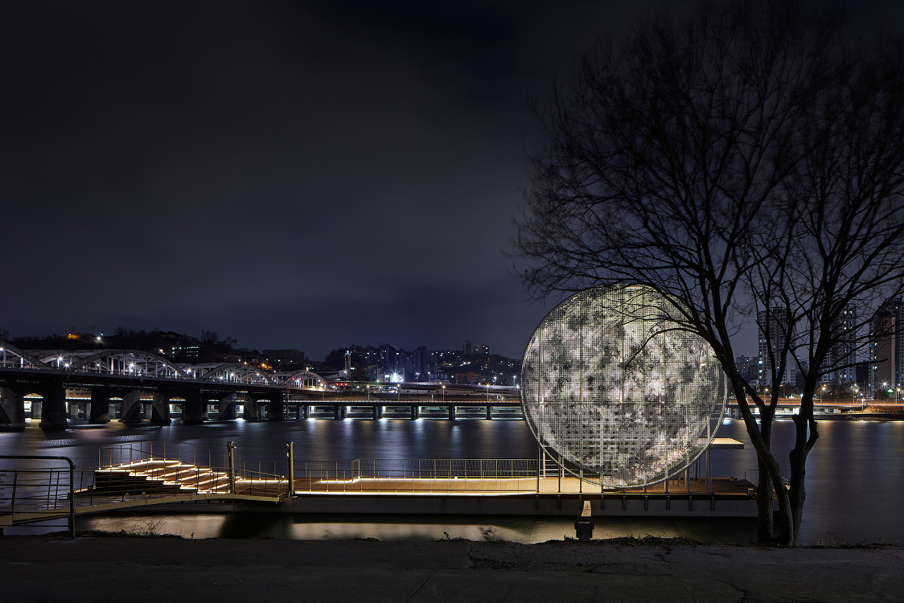 A nighttime view of "Halo Nodeul," one of the latest public art projects in Seoul. (Nameless Architecture)