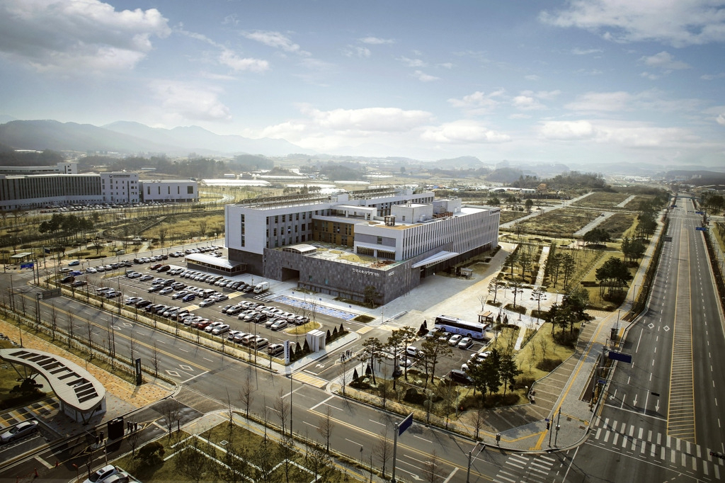 충북 진천에 자리잡은 한국교육과정평가원. [한국교육과정평가원 제공]