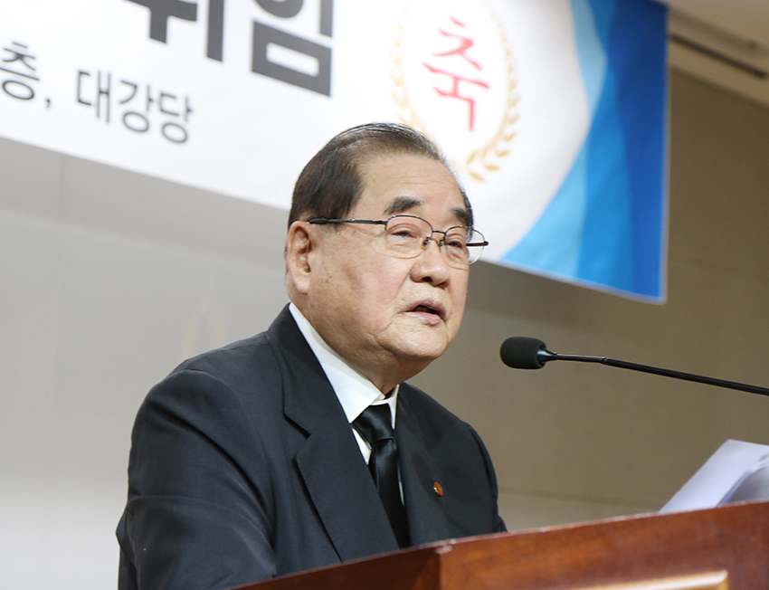 광복회가 제23대 이종찬 광복회장 임기시작과 함께 모든 공식 문서에 서기 연도 표기 대신에 ‘대한민국’ 연호를 쓰기로 했다.[광복회 제공]