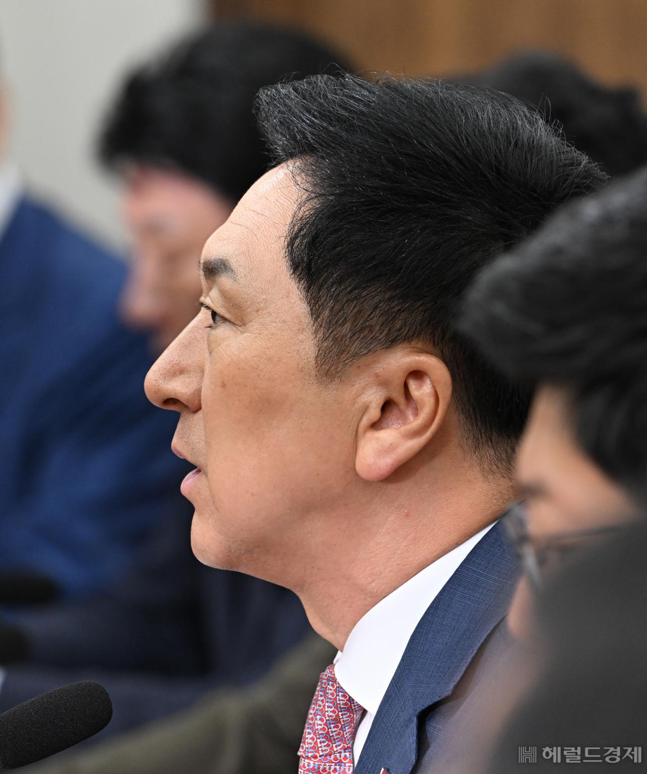 김기현 국민의힘 대표가 22일 서울 영등포구 여의도 국회에서 열린 최고위원회의에 참석해 발언하고 있다. 임세준 기자