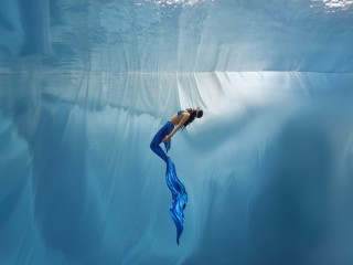 'Dive into fantasy': Korean aquaphiles turn to art of mermaiding