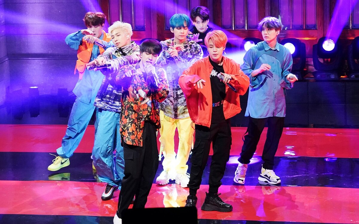 보라색과 BTS