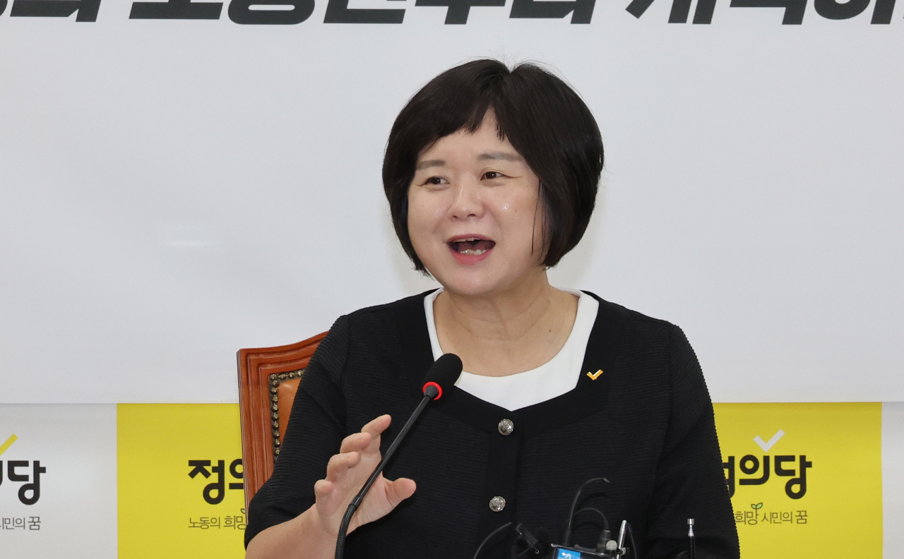 이정미 정의당 대표가 25일 오전 서울 여의도 국회에서 기자간담회를 하고 있다. [연합]