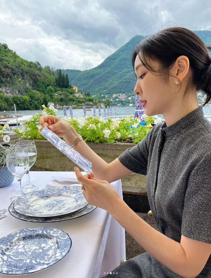 伊 코모호수에서 단아한 매력 뽐낸 김연아