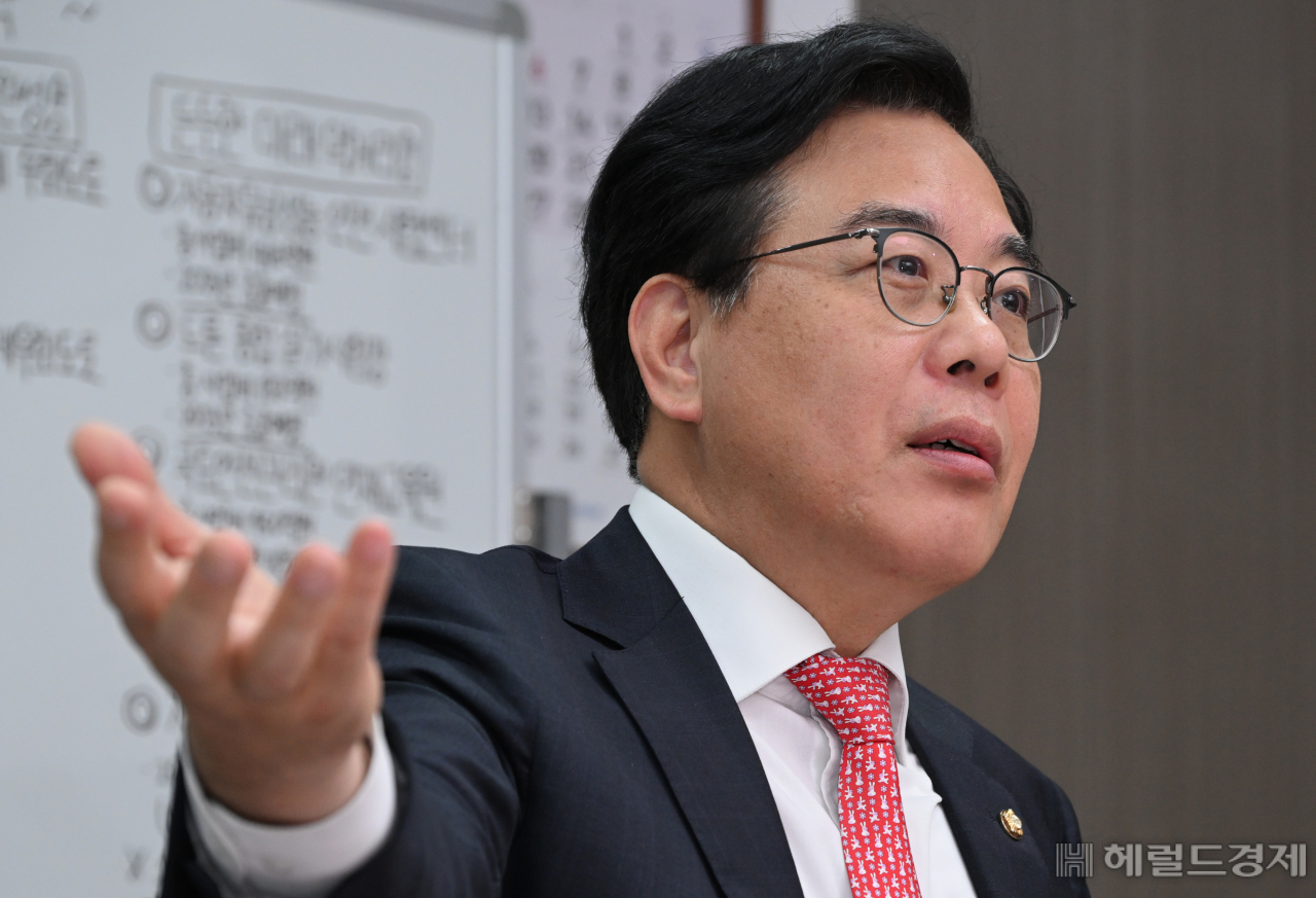 송언석 국회 예산결산특별위원회 여당 간사가 23일 서울 영등포구 여의도 국회 의원회관에서 헤럴드경제와 인터뷰를 하고 있다. 임세준 기자