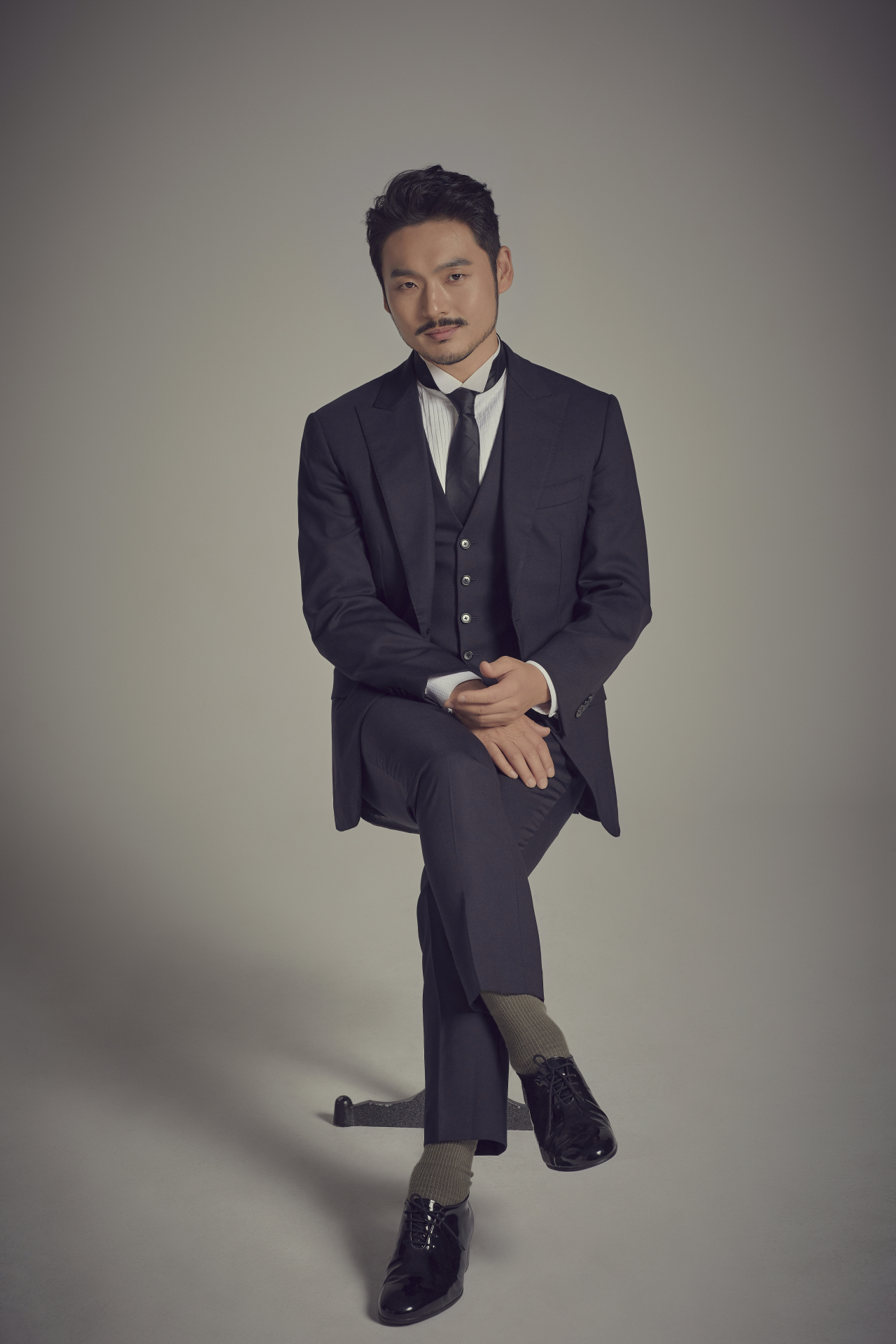 바리톤 이응광이 세계적인 성악콩쿠르인 리카르도 잔도나이 국제콩쿠르의 심사위원으로 위촉됐다. 올해부터 콩쿠르엔 그의 이름을 딴 상도 생겼다. [이응광 제공]