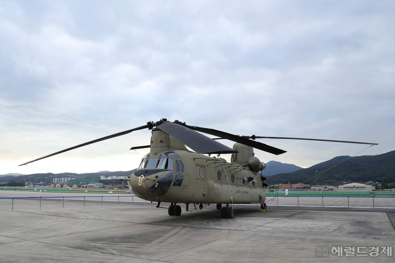 軍, CH-47F 시누크 18대 확보 순탄…보잉, 美국방부와 계약 [신대원의 軍플릭스]