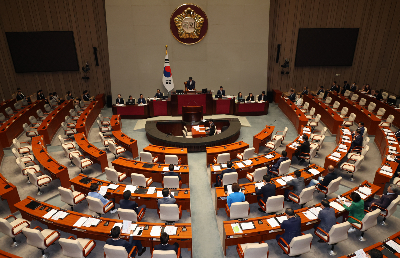 6일 국회 예결위에서 전체회의를 하고 있다. [연합]