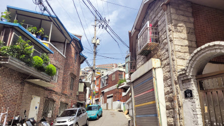 서울 종로구 창신동 23 골목길 일대.