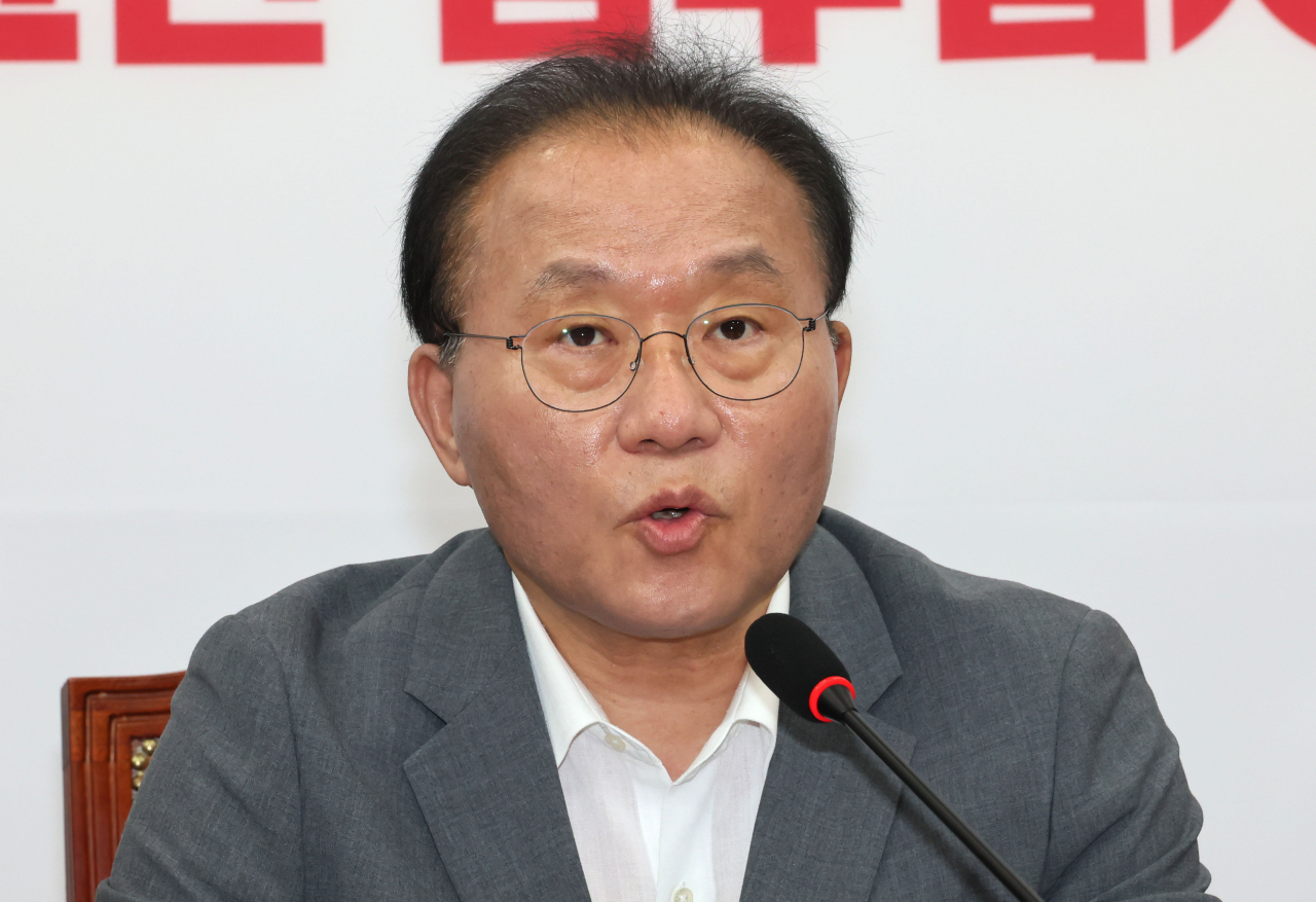 국민의힘 윤재옥 원내대표가 13일 오전 국회에서 열린 최고위원회의에서 발언하고 있다. [연합]