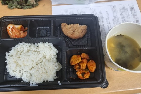 [페이스북 커뮤니티 ‘육군훈련소 대신 전해드립니다’]